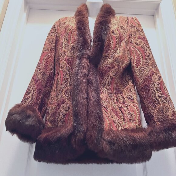 Newport News-Vintage Paisley Print Faux Fur Coat/Jacket-Hook Closure-Pockets-10 - Picture 4 of 16